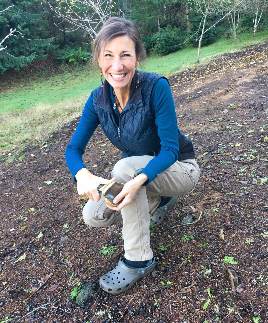 Nicole Apelian in Dovetail Workwear for women
