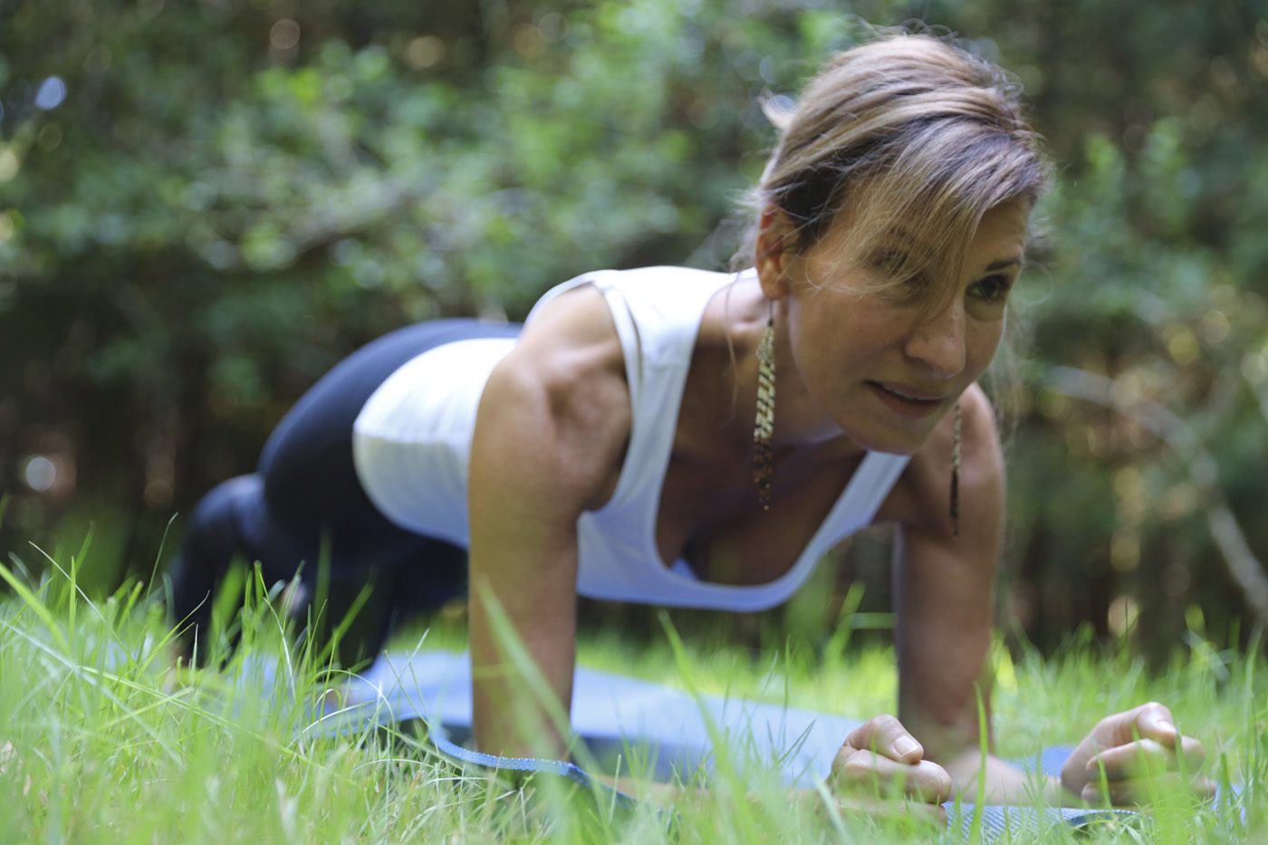 Nicole Apelian in plank pose