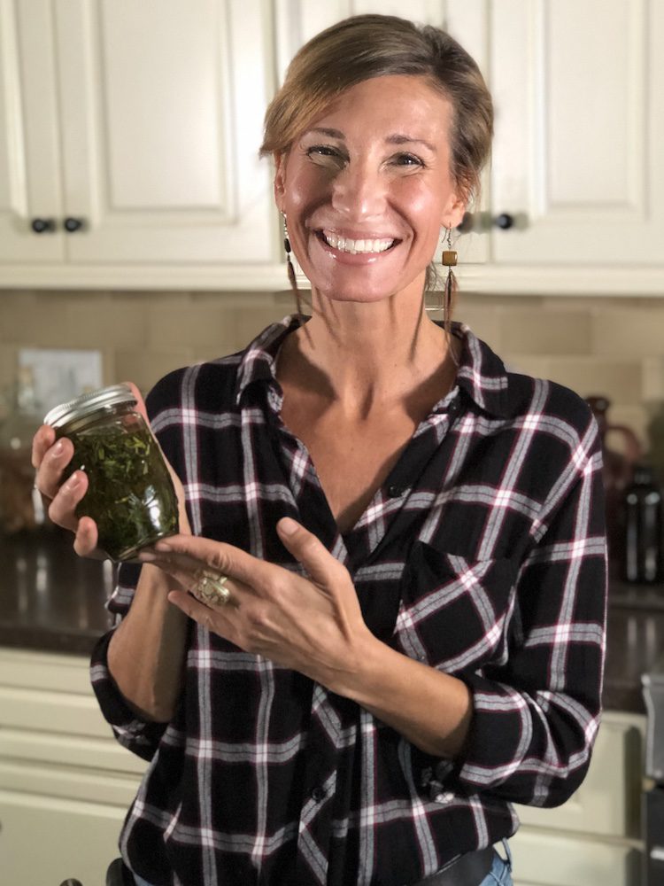 Nicole Apelian infusing herbal oils